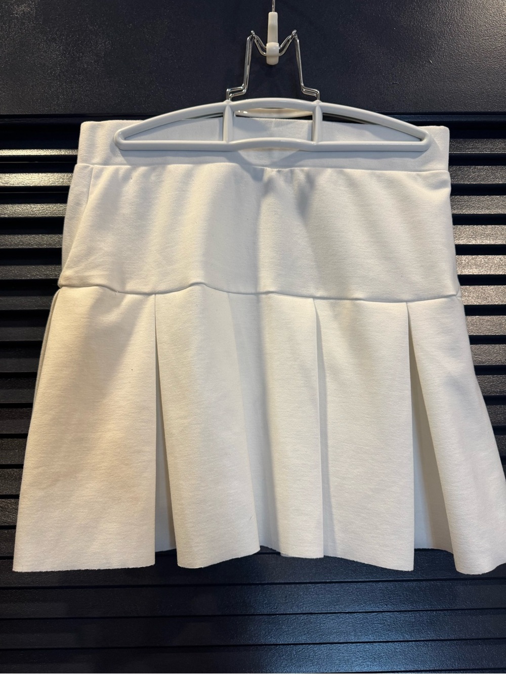Lioness White Pleated Tennis Mini Skirt Small